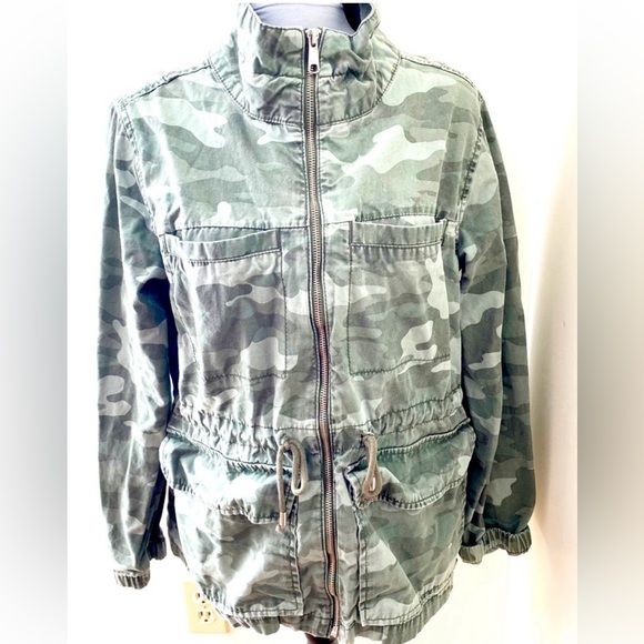 Old Navy Camo Jacket sz Large - Picture 2 of 12